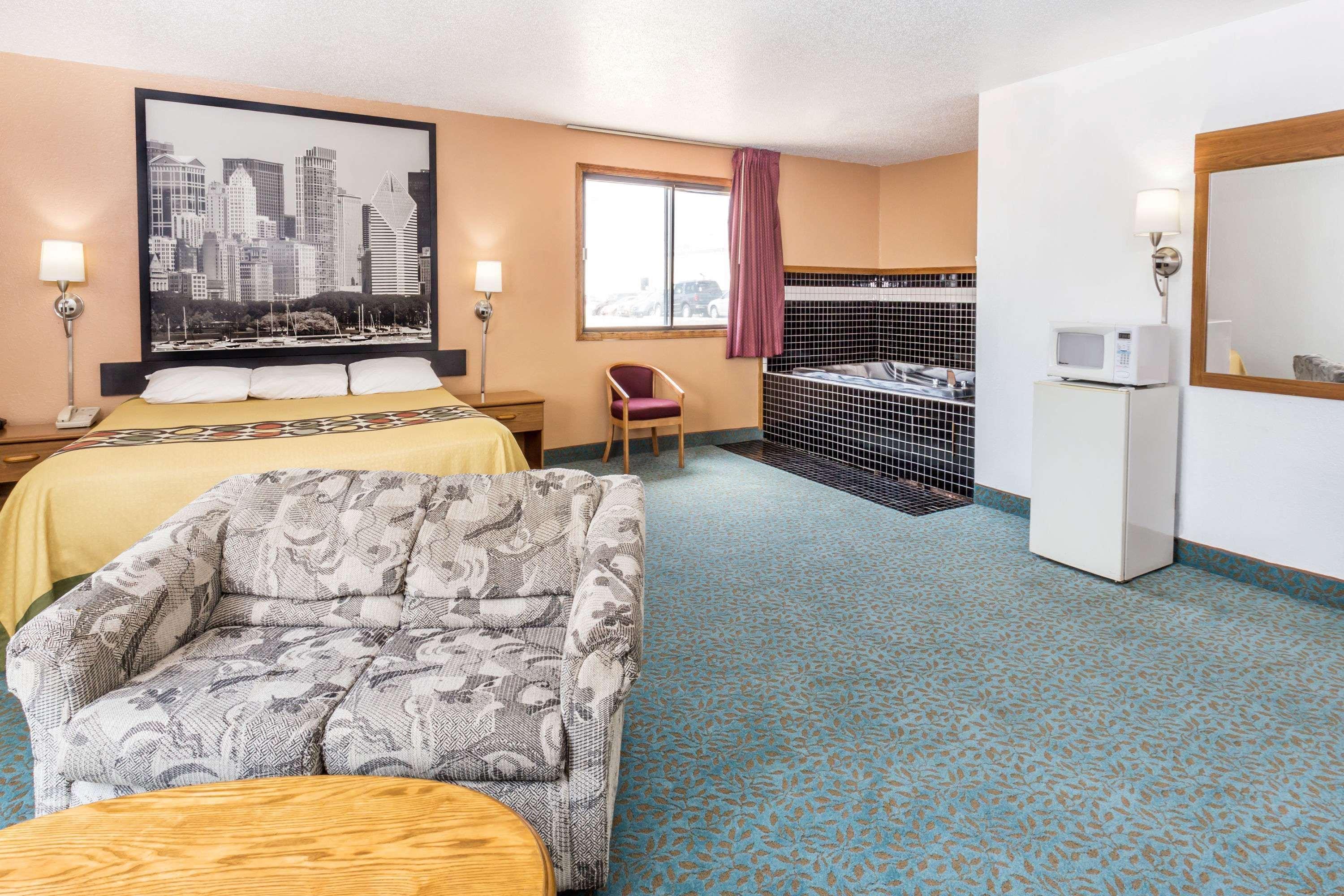 Super 8 By Wyndham Bourbonnais/Kankakee Area מראה חיצוני תמונה
